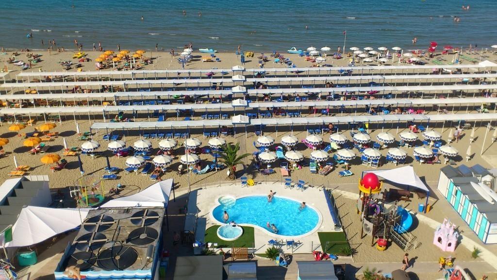 Hotel San Gottardo Riccione Extérieur photo